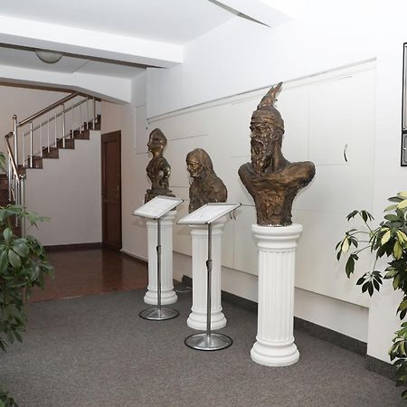 Hotel Afa Prishtine Bagian luar foto
