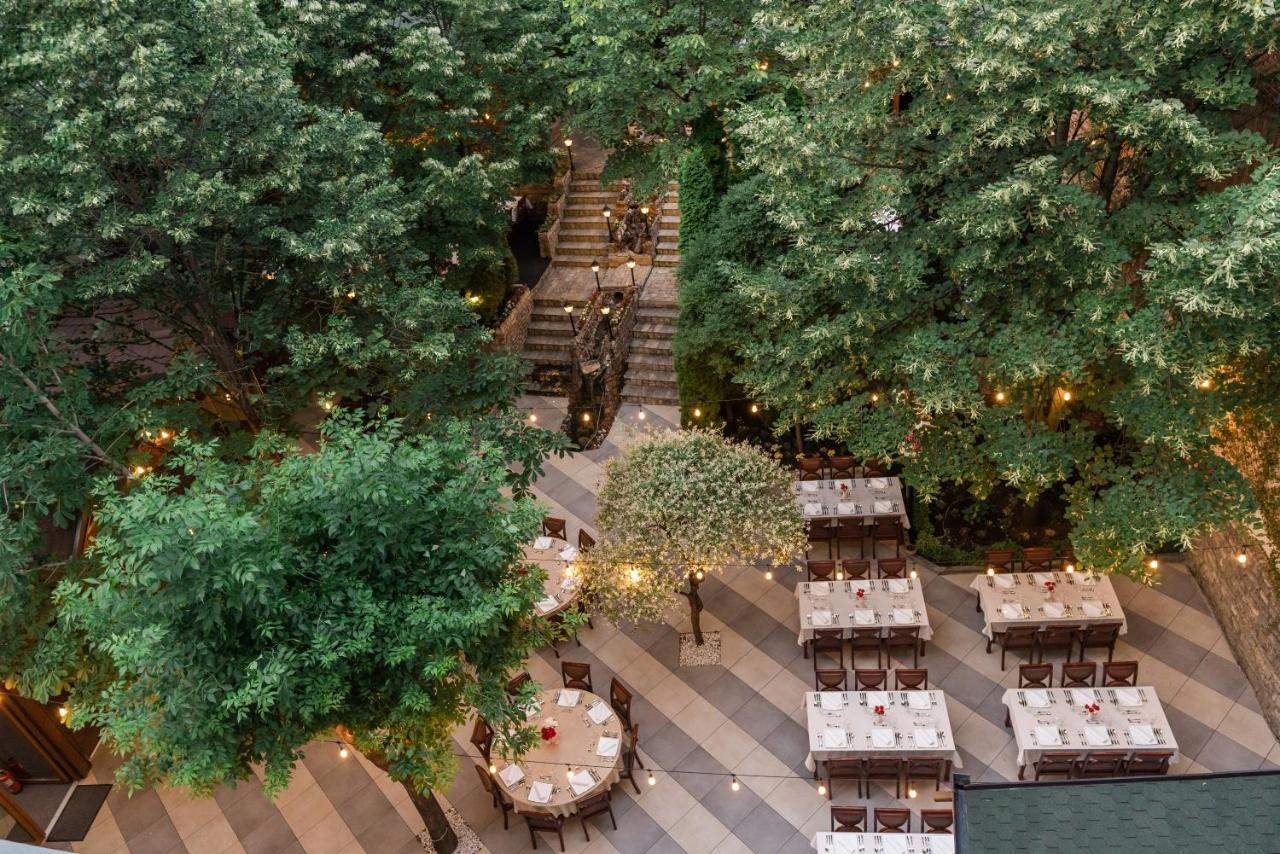 Hotel Afa Prishtine Bagian luar foto